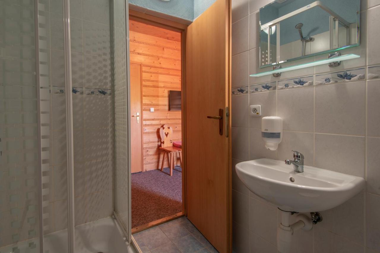 Sova Hotel&Restaurant Ждяр Екстер'єр фото